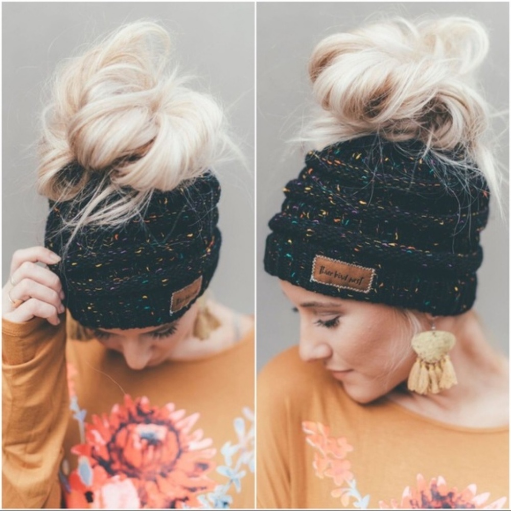 Black Confetti Messy Bun Cable Knit Beanie - Picture 2 of 3